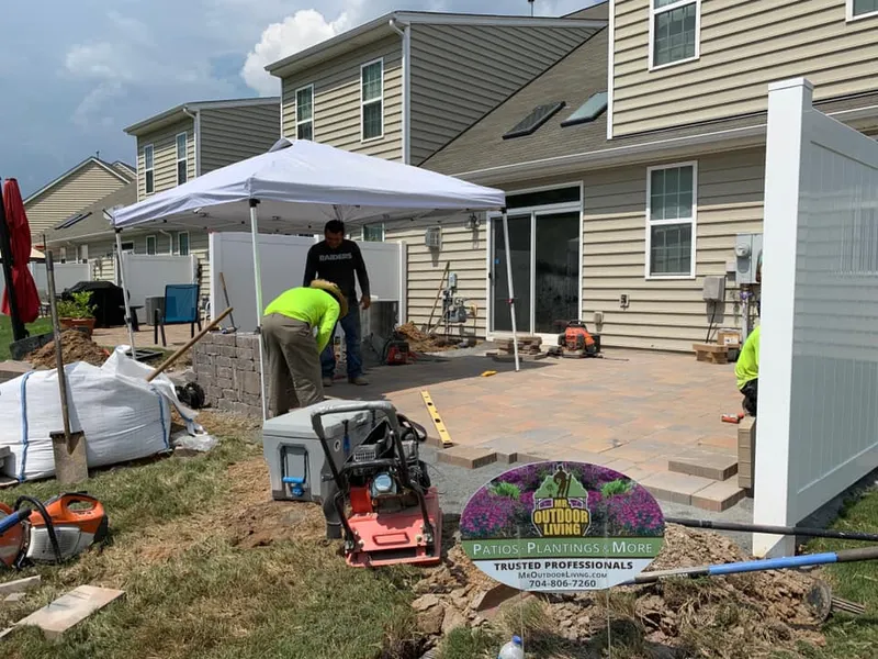 A Productive Crew – Outdoor Living Tip of the Day