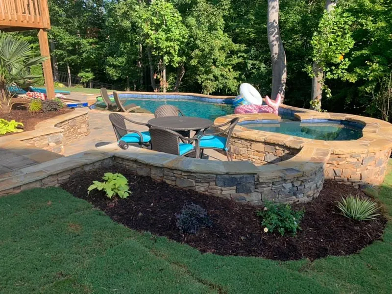 Landscaping around a Pool – Outdoor Living Tip of the Day