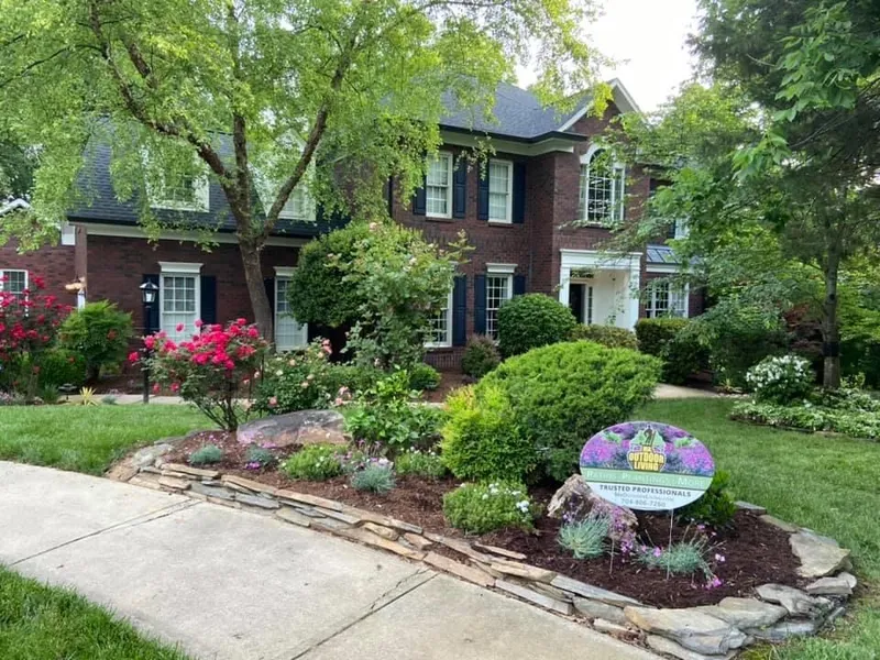 Landscaping for Curb Appeal – Outdoor Living Tip of the Day