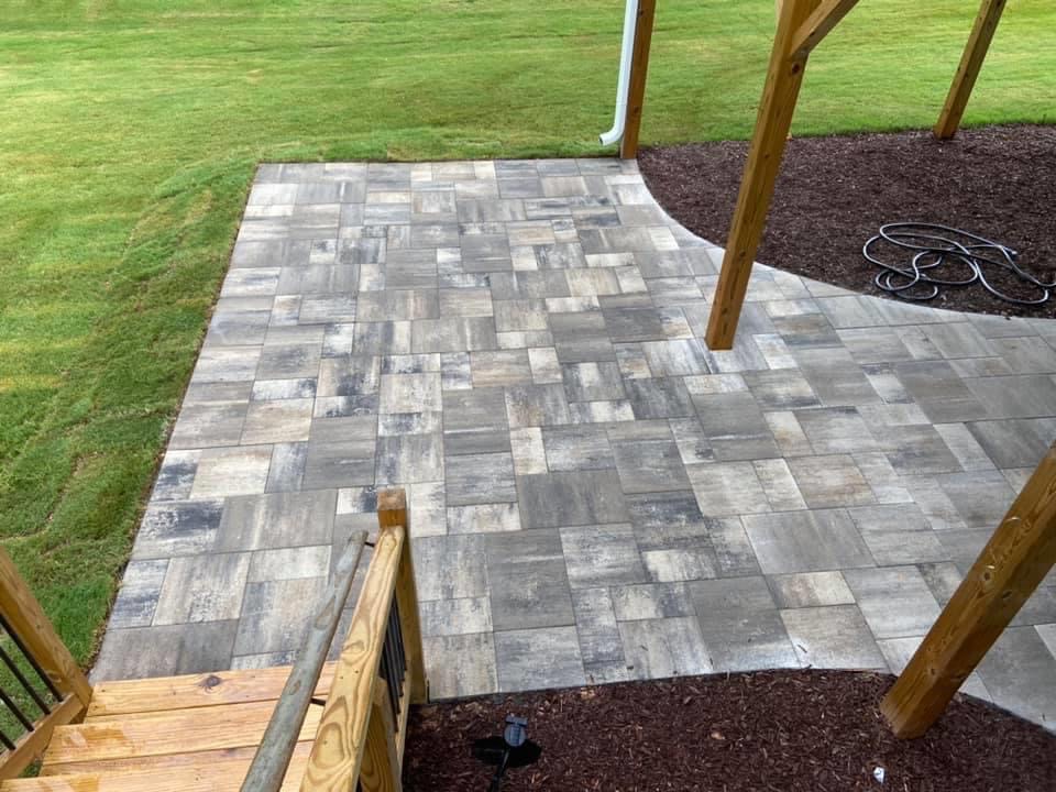 Backyard Paver Patio – Outdoor Living Tip of the Day