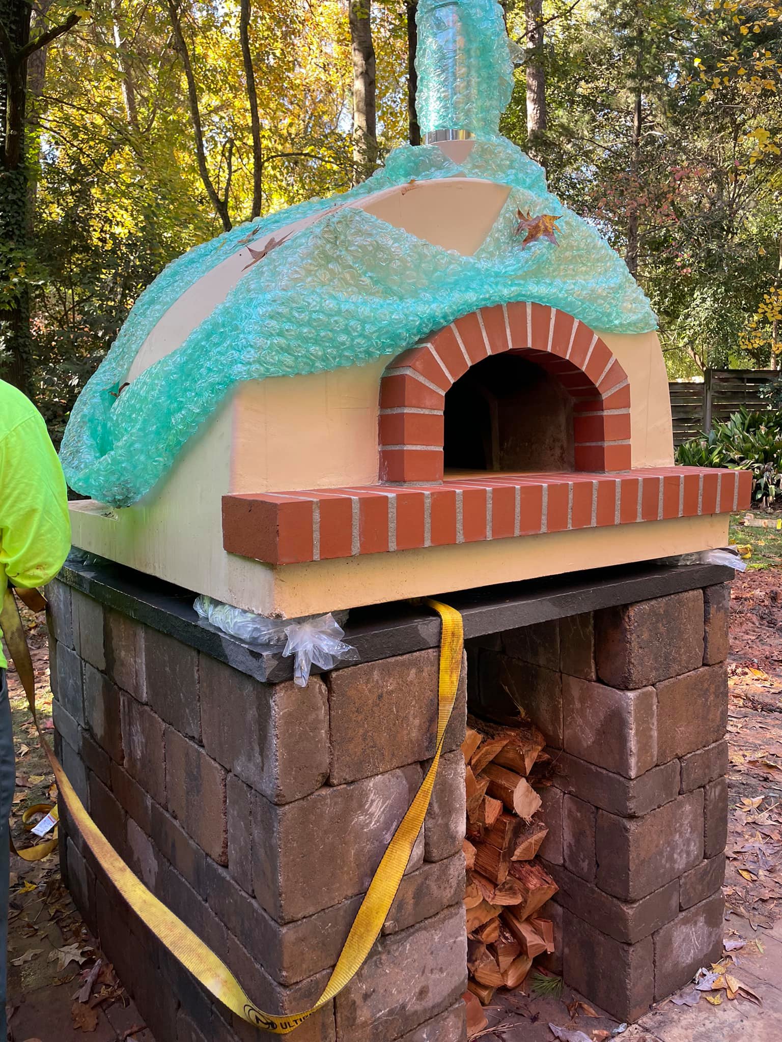 Outdoor Pizza Oven 🍕 – Outdoor Living Tip of the Day