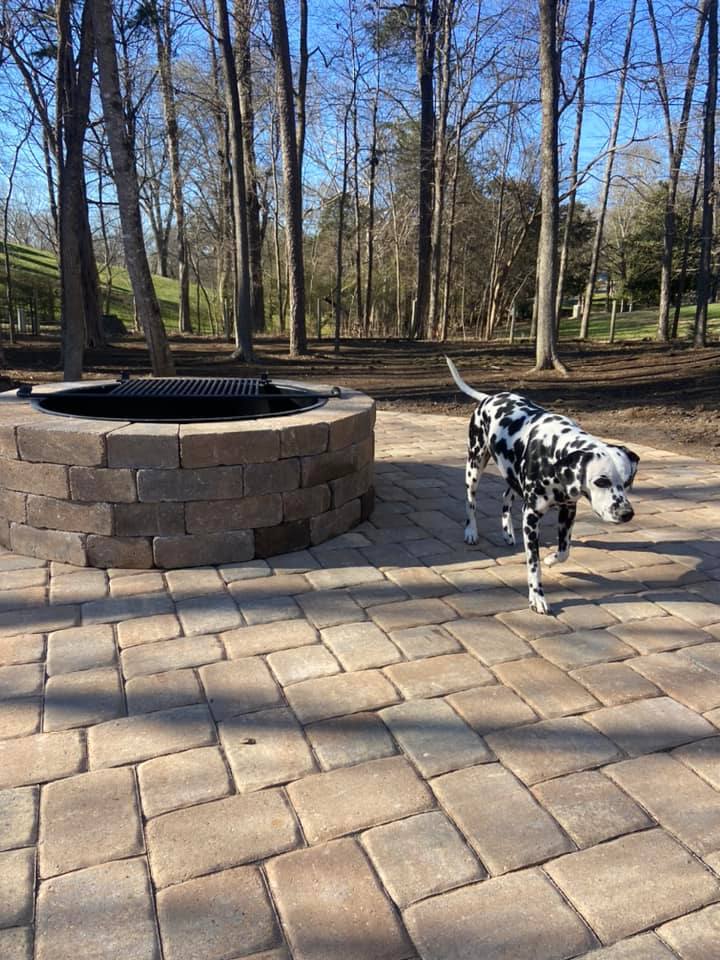 Fire Pit Paver Patio Island 🔥 Outdoor Living Tip of the Day