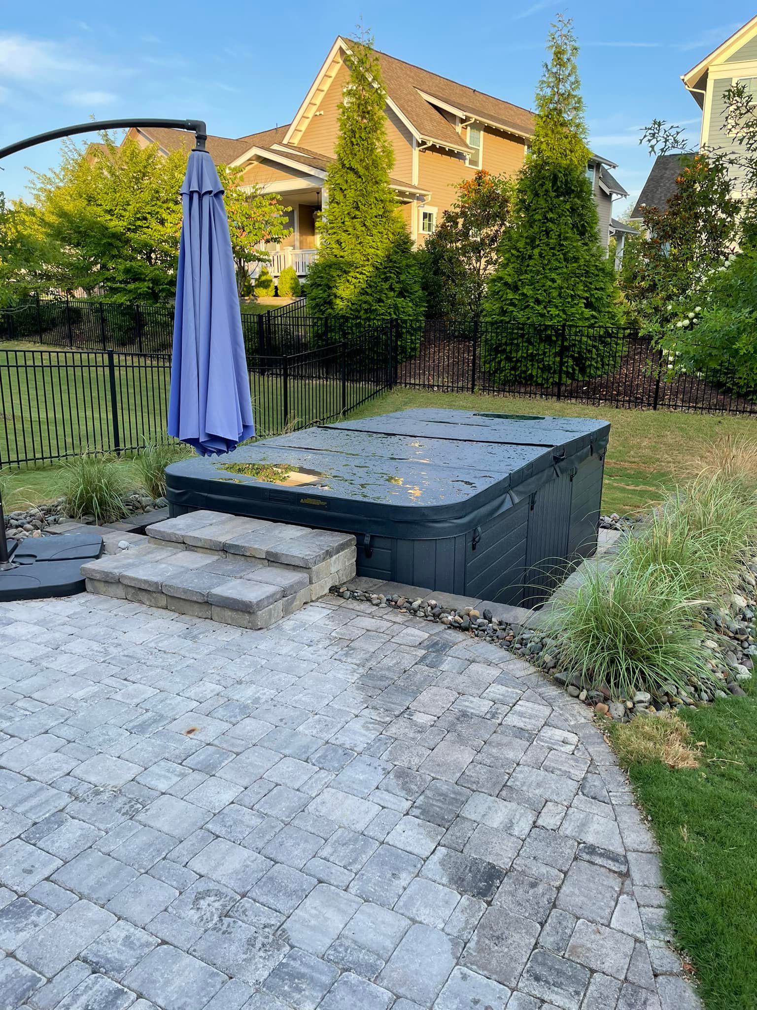 Paver Patio and Retaining Wall for a Spa – Outdoor Living Tip of the Day