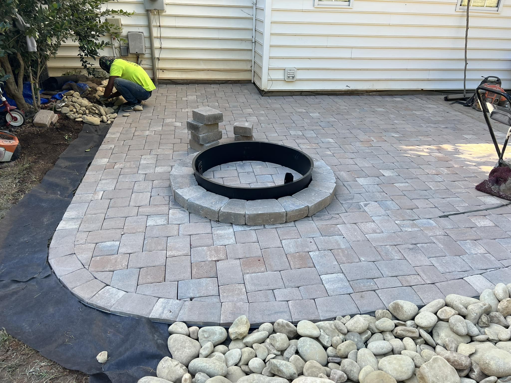 Paver Patio, Fire Pit and River Rock - Outdoor Living Tip of the Day ...