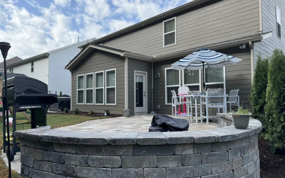 Paver Patio and Seating Wall