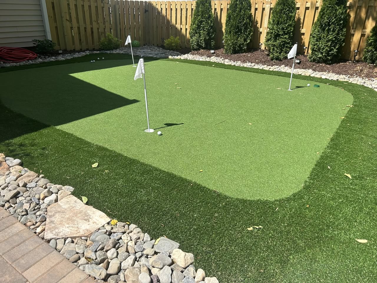 495338190_1931144767624599_2289784347163874521_n Putting Green