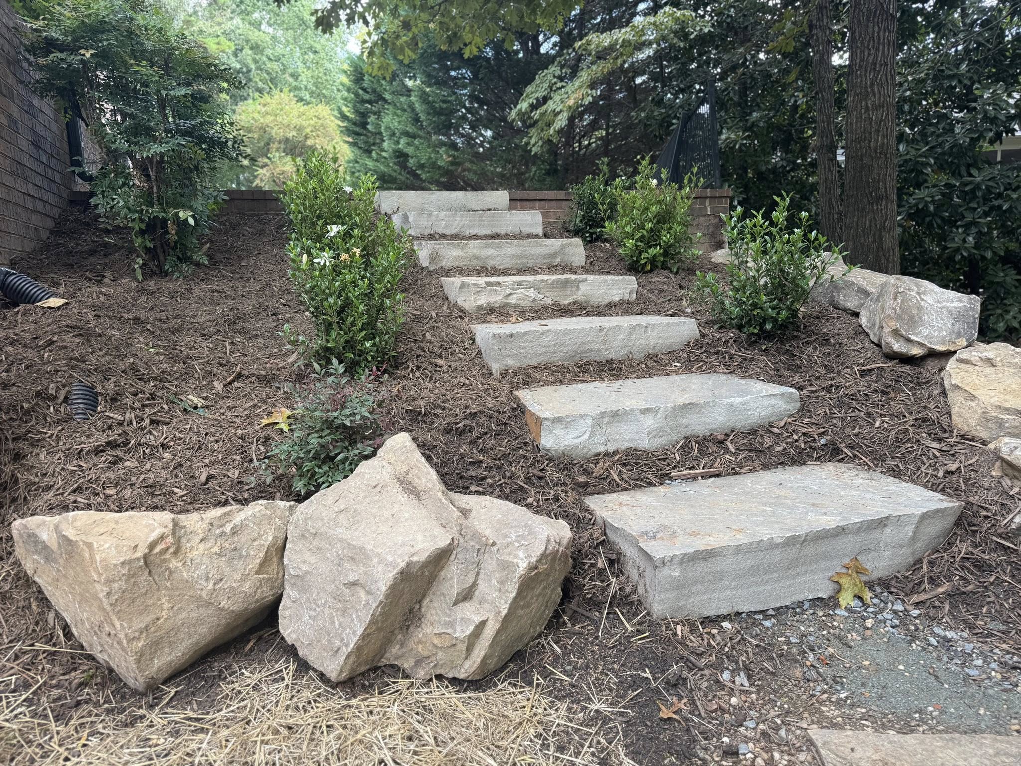 549356652_2040437360028672_100573182321315360_n Retaining Walls