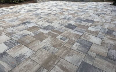 Paver Patio and Seating Wall – Mr. Outdoor Living Tip of the Day