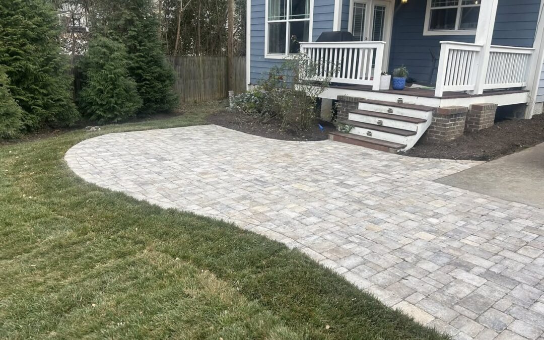 Hardscape Patio and Natural Pathway – Mr. Outdoor Living Tip of the Day